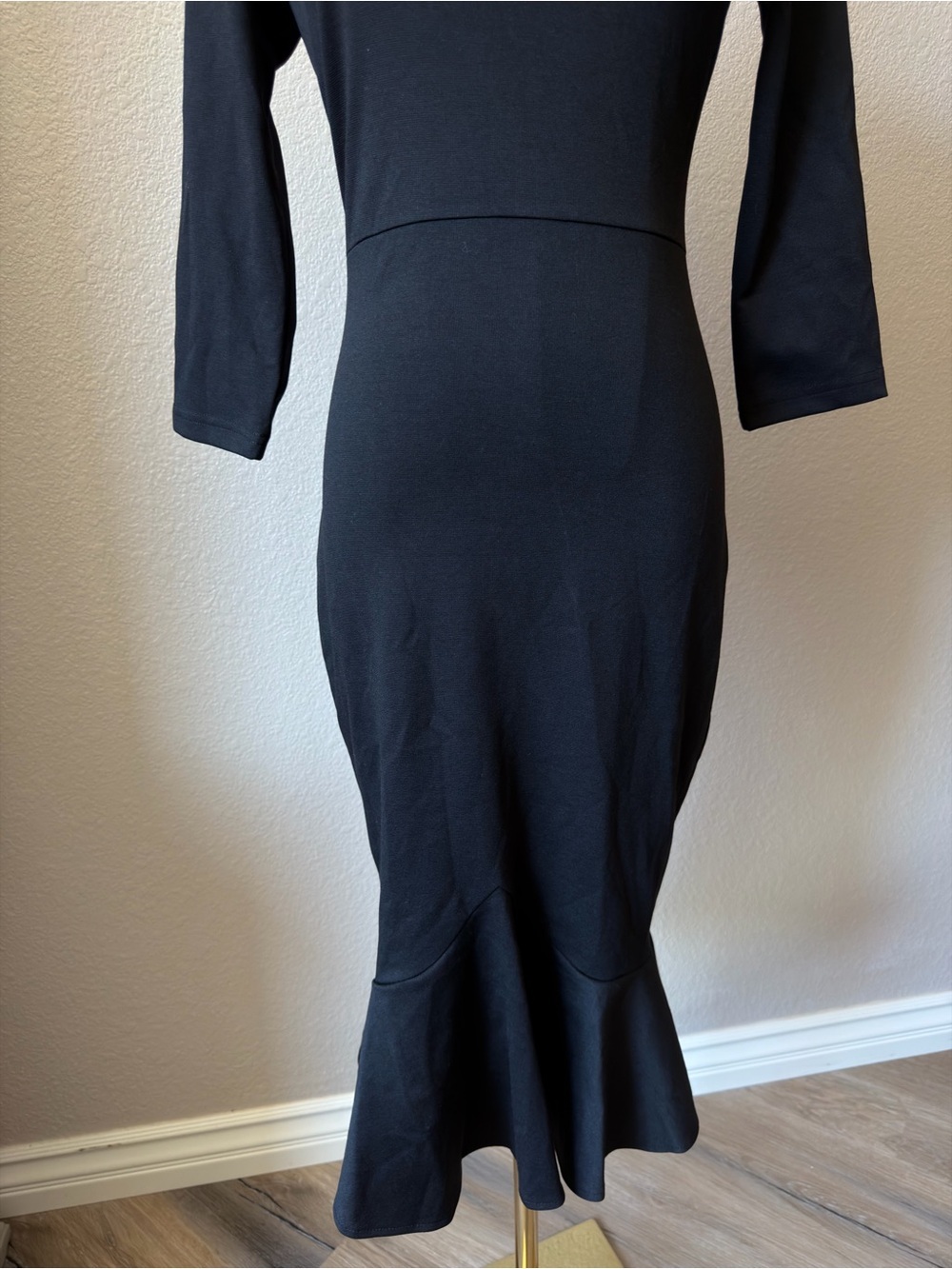 NWT Vfshow Classic Black Long-Sleeve Mermaid Midi Dress, XS - Picture 6 of 9